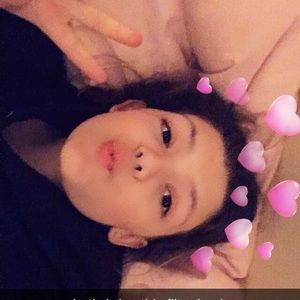 Meet your Posher, Ella